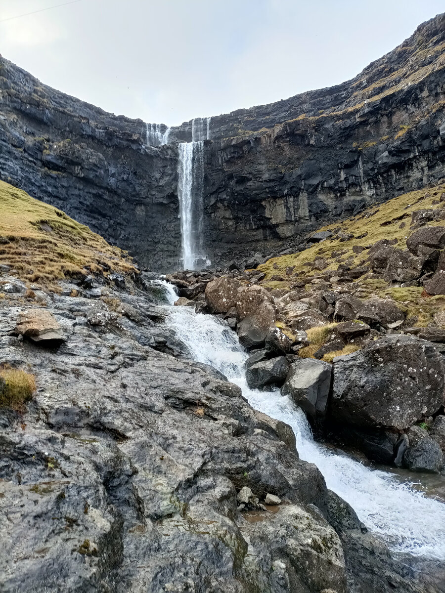 Самый большой водопад  на Фарерских островах. Fosså .Фото автора.