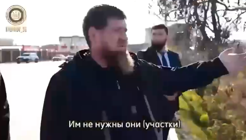 кадыров беспредел. ахмат кадыров предатель. рамзан кадыров плачет. пулеметчик спарта паша. замид чалаев.