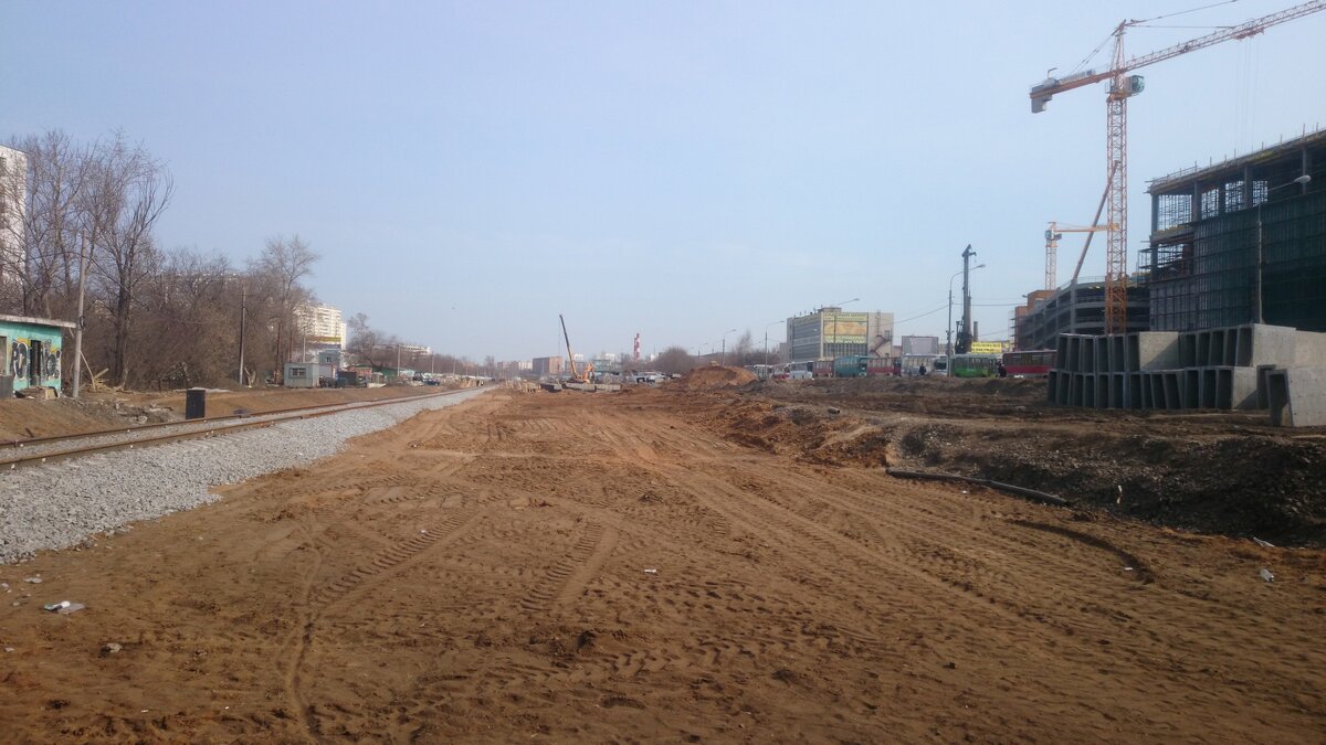 2. Еще так называемый турецкий Мерседес Türk O325 виден.