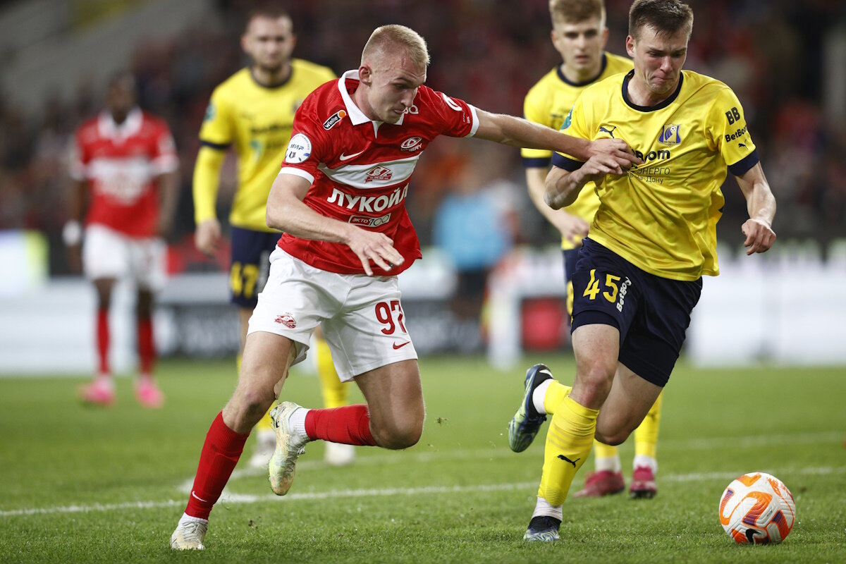    "Спартак" уже пять лет не может победить дома "Ростов". Фото: GLOBAL LOOK PRESS