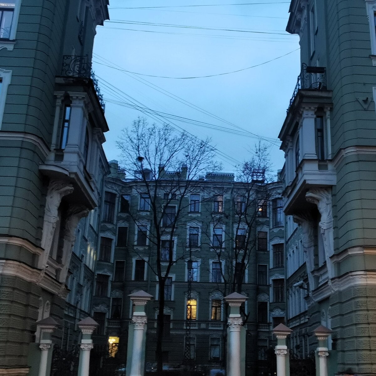 Красивые и загадочные закоулки Санкт-Петербурга