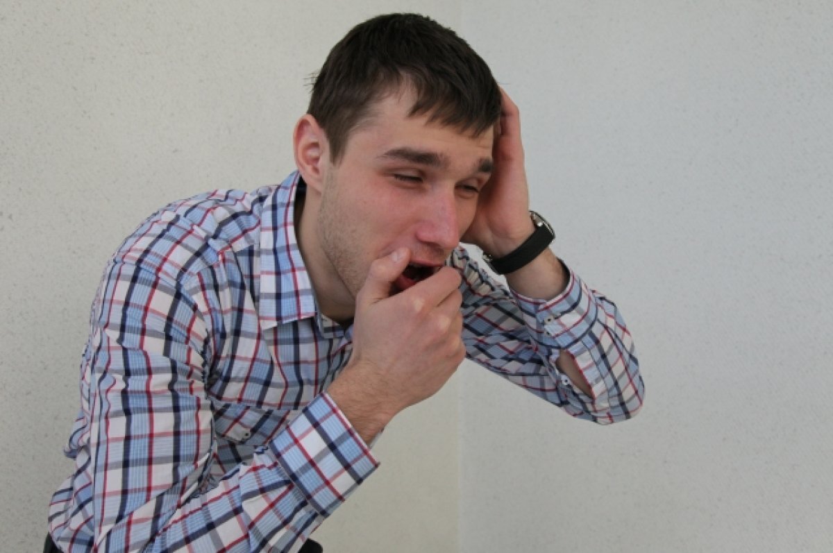    Сильные приступы кашля при коклюше могут не проходить несколько месяцев.