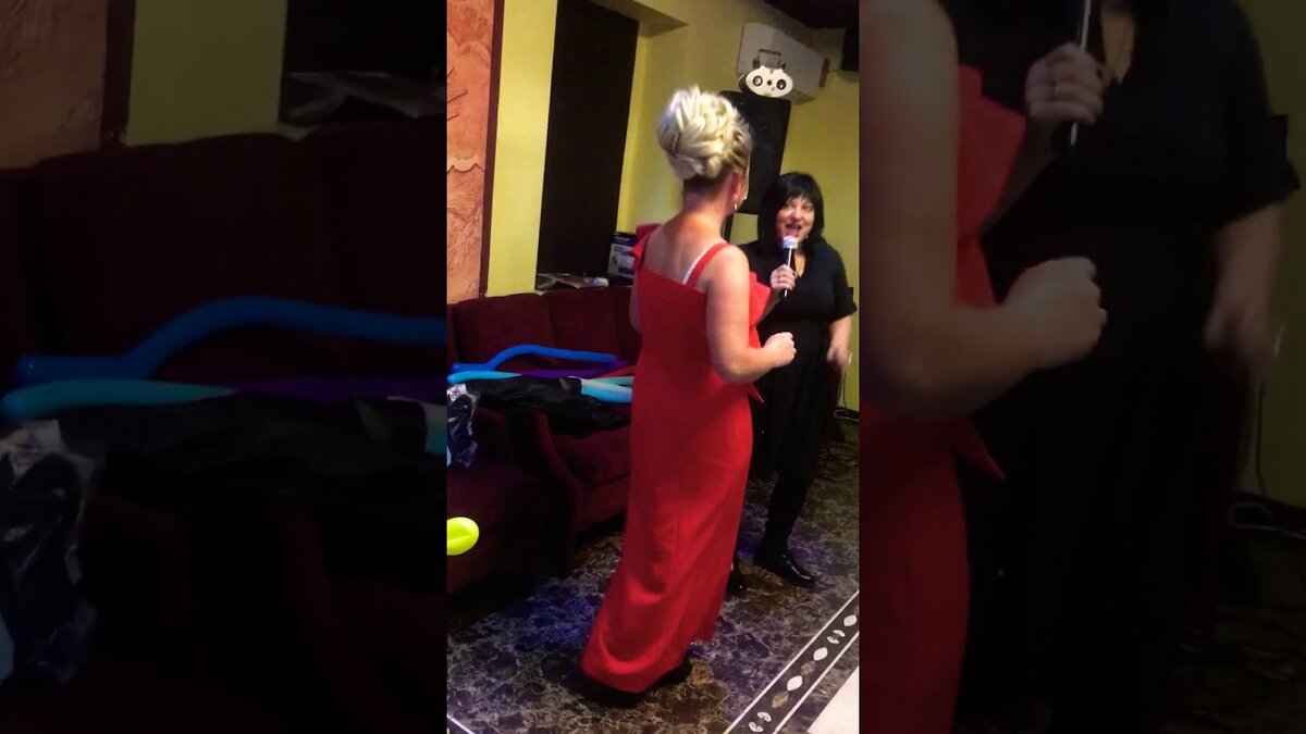 Кадр из видео с песней-переделкой «Твои глаза» (LOBODA) на юбилей женщины