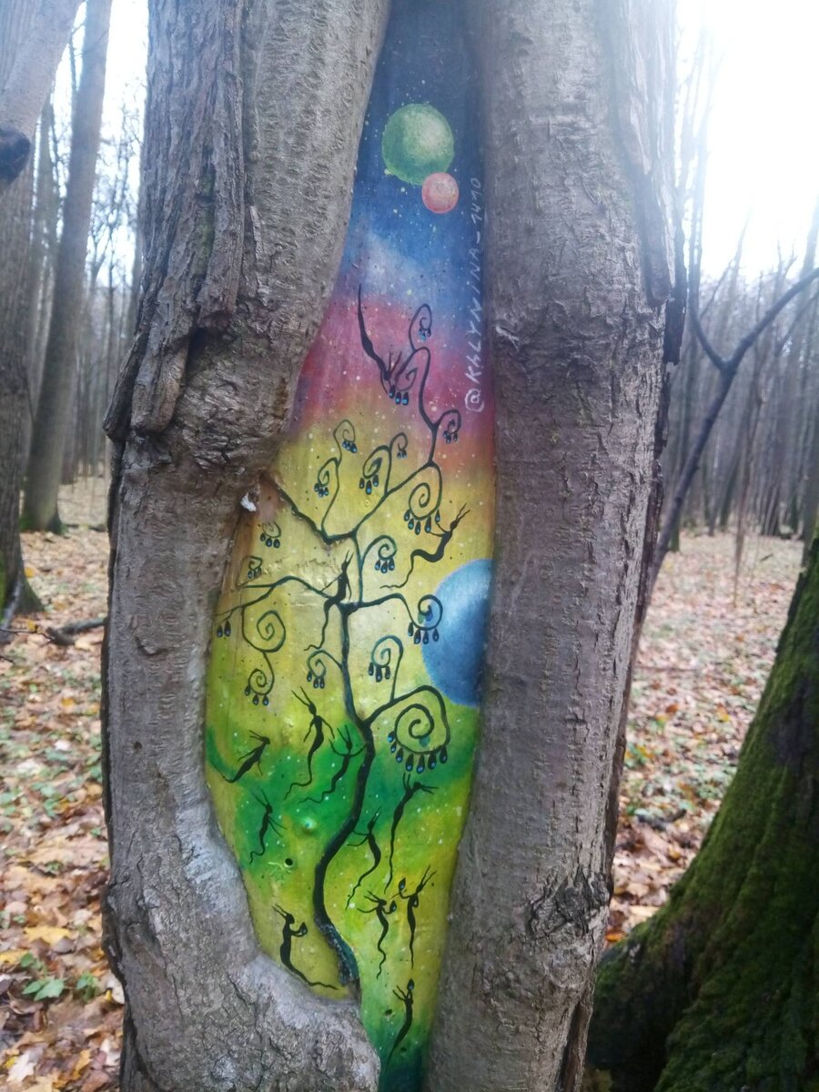 Продолжаю публиковать "Картинки с выставки". Еще одна - из парка "Измайлово". Молодцы ребята и девчата.  