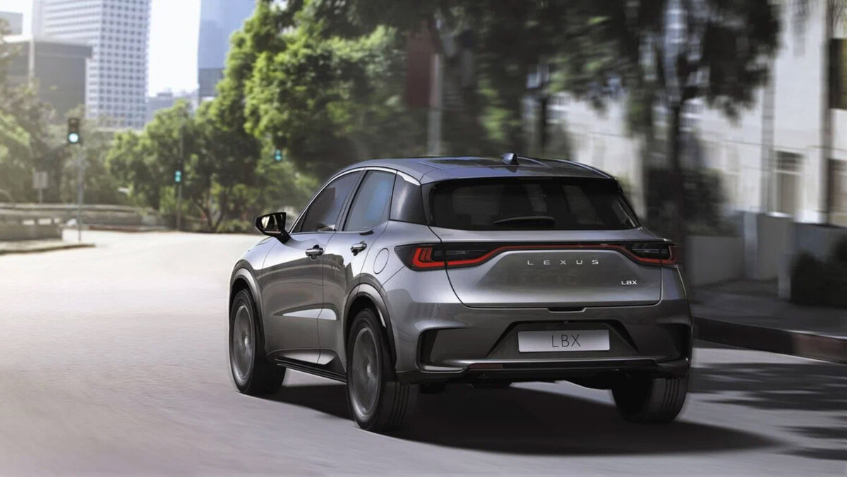 Lexus LBX 