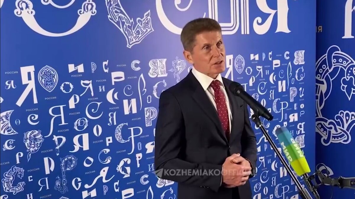     Выставка-форум «Россия» проходит по поручению президента страны Владимира Путина. Участие в ней принимают все 89 регионов. Павильон Приморского края накануне лично посетил губернатор региона Олег Кожемяко.