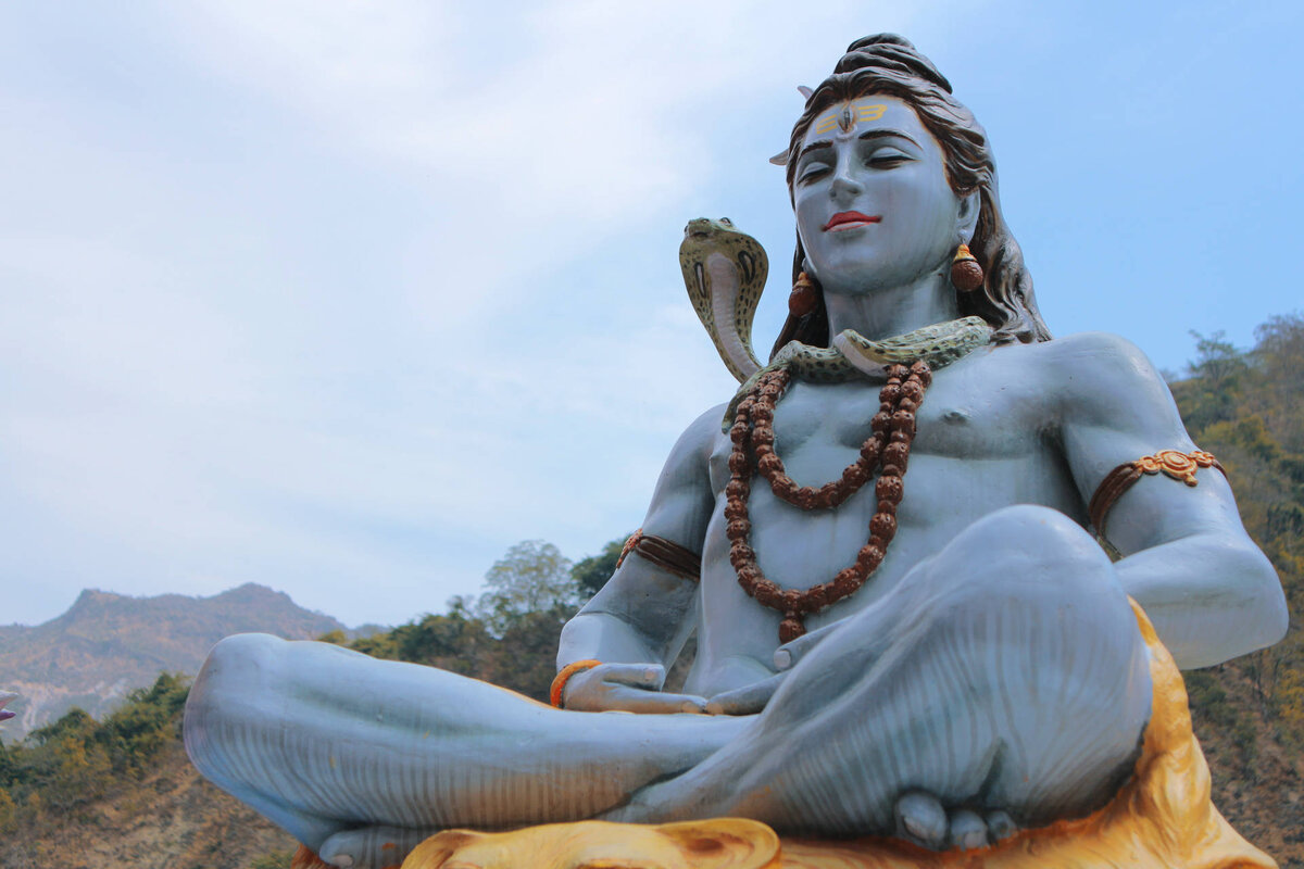 Murti 2025