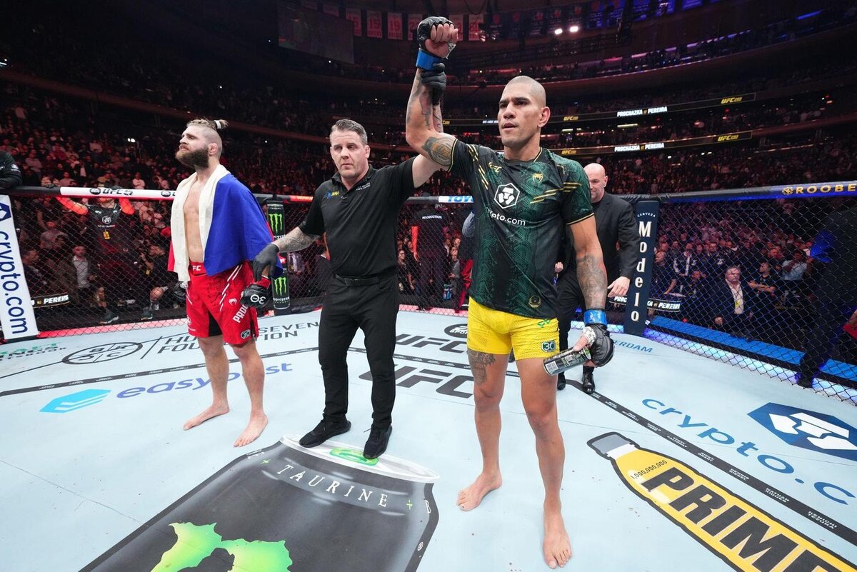     Алекс Перейра – Иржи Прохазка