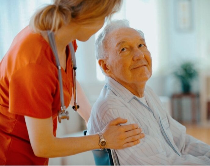 Лиля на работе 