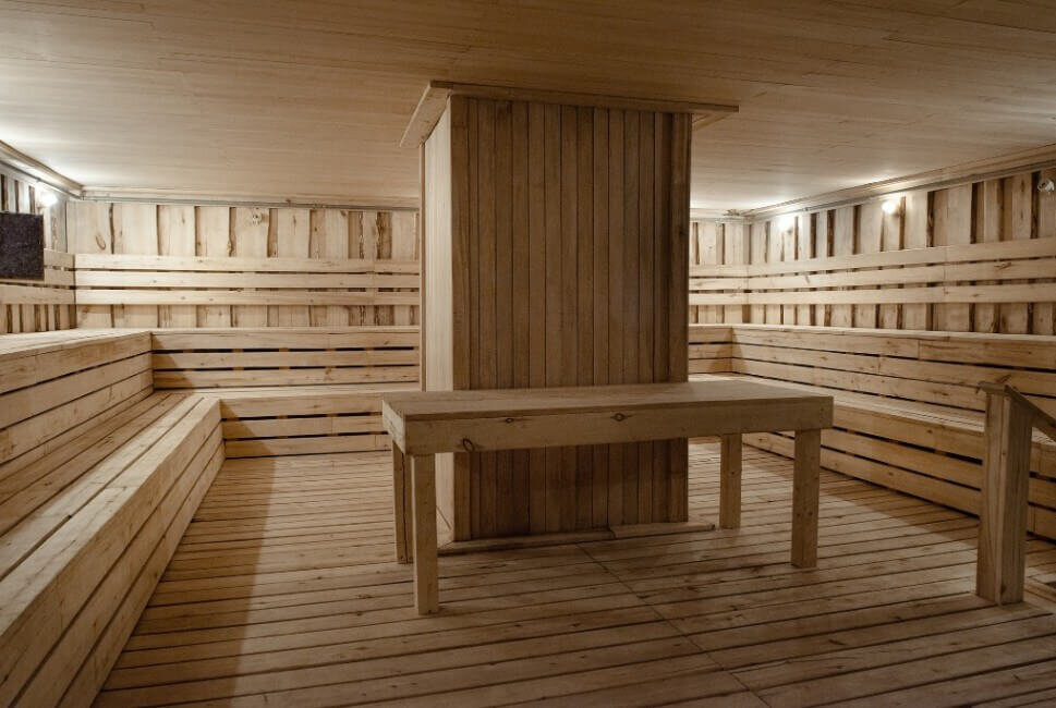Парилка в общественной бане. Банный комплекс «баня у дани». Общественная баня в казани павлюхина. Парилка в общественной бане. Интерьеры общественных бань.