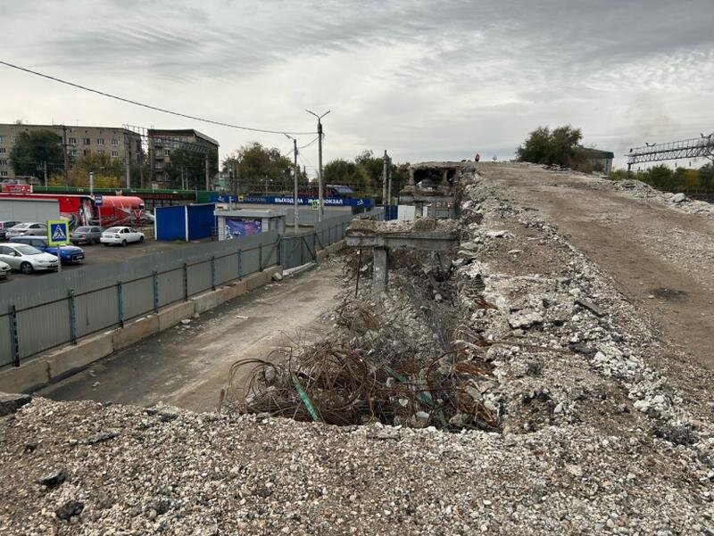 Взято тут http://unicland.zorbasmedia.ru/images/news/202310114-most2.jpg