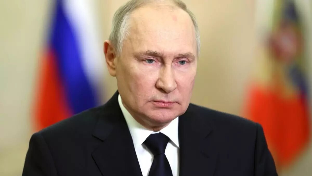     Четыре жителя Нижегородской области получат госнаграды по указу президента РФ Владимира Путина. Соответствующий указ был подписан 8 ноября.