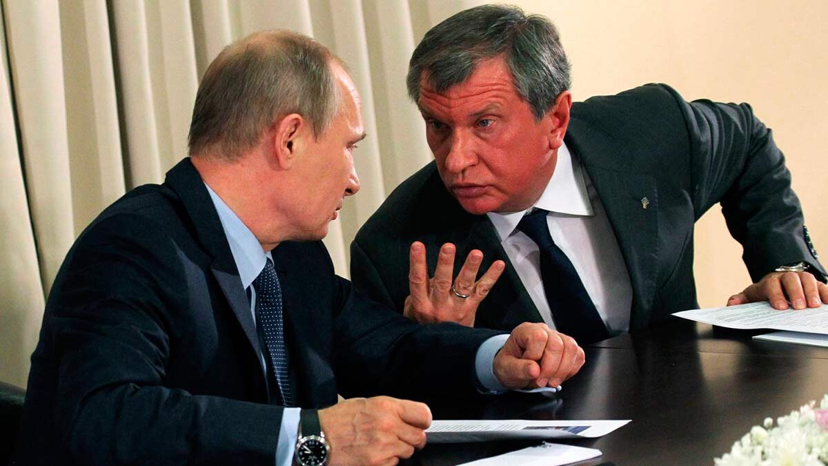 Сечин показывает Путину доходы от чеченской нефти 