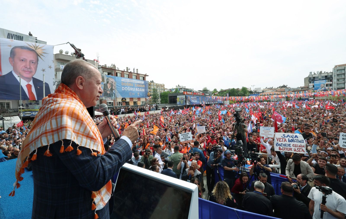Выборы ли. Митинг. Предвыборный митинг Эрдогана. Турецкие выборы 2023. Турция люди.
