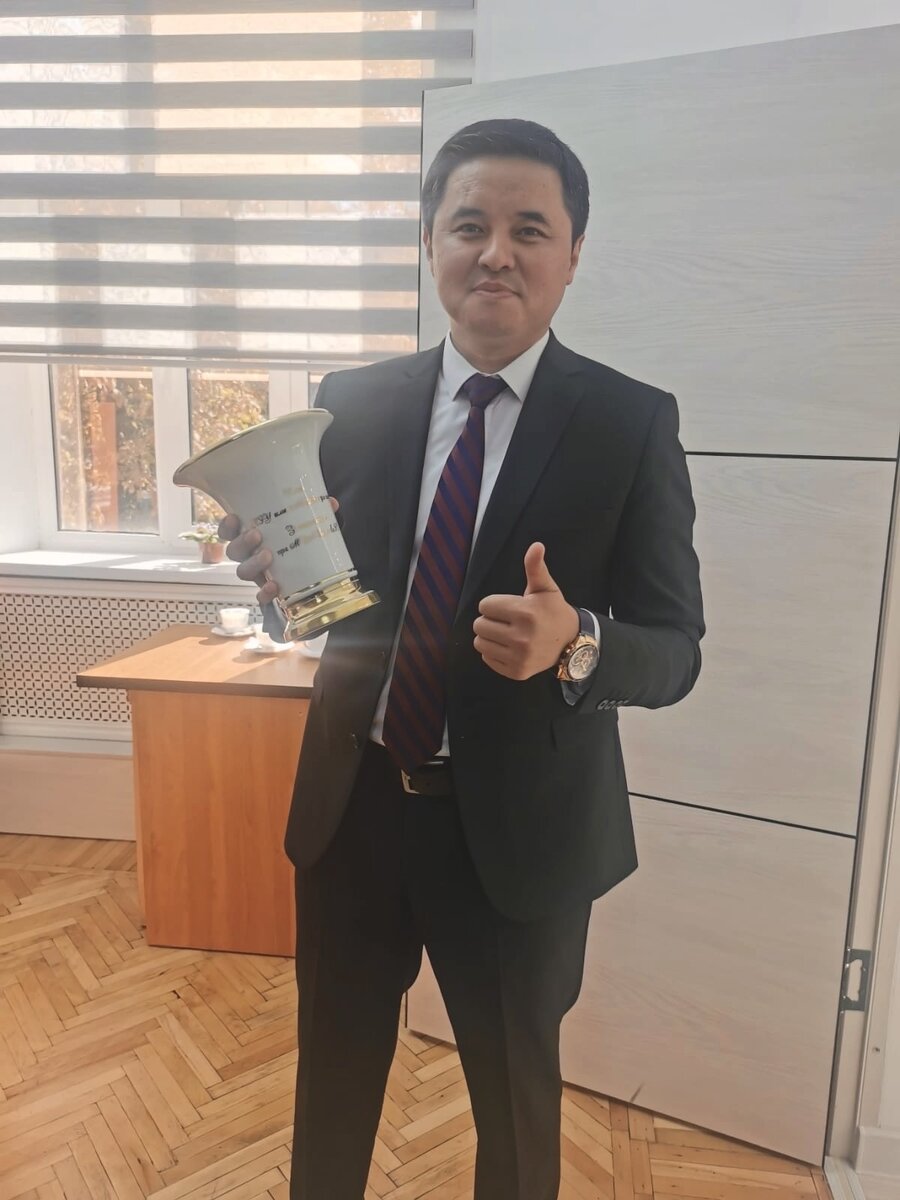 Кадыралиев А.Т., ректор НИУ «Кыргызский экономический университет имени М. Рыскулбекова» 