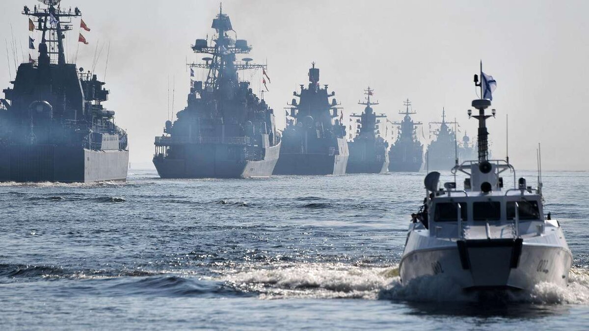    Российские военные корабли впервые за 50 лет зашли в порт Читтагонг в Бангладеш