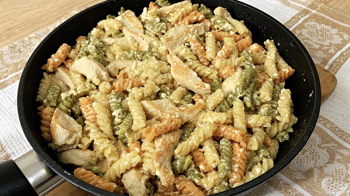 Паста с курицей