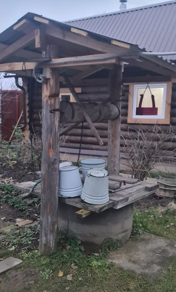    Мэр Иванова отдохнул в деревне у родителей