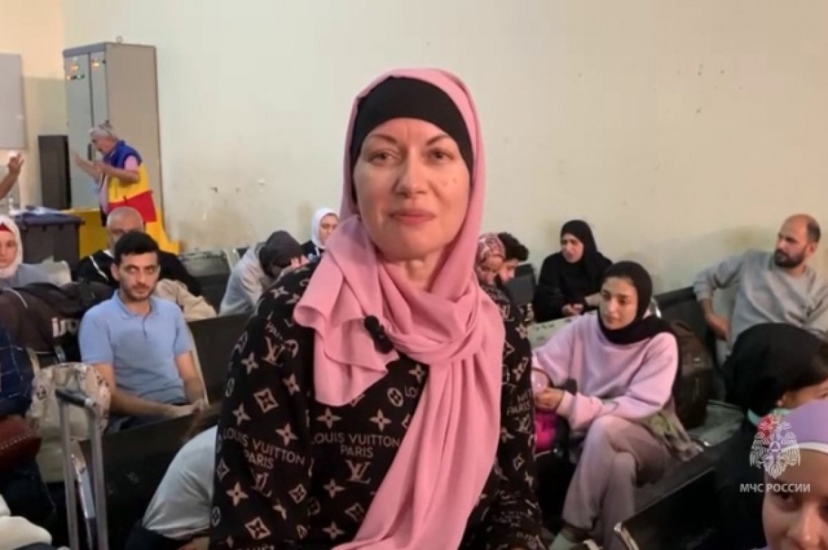   Эвакуированная из Газы россиянка поблагодарила дипломатов, президента и МЧС