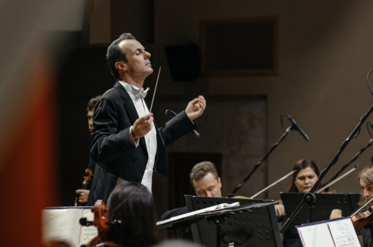    Особый концерт для дирижёра - "Загадка гениев". К 85-летию Юрия Темирканова, учителя маэстро.