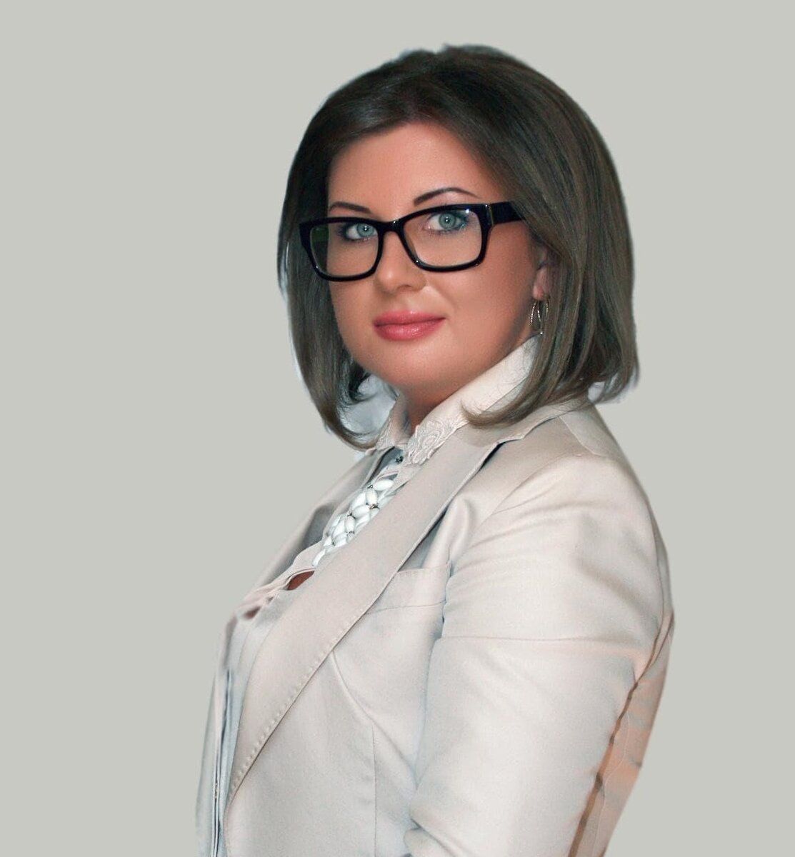 Полное сопровождение сделок с недвижимостью, помощь в подборе и одобрении ипотеки +7-812-325-75-77