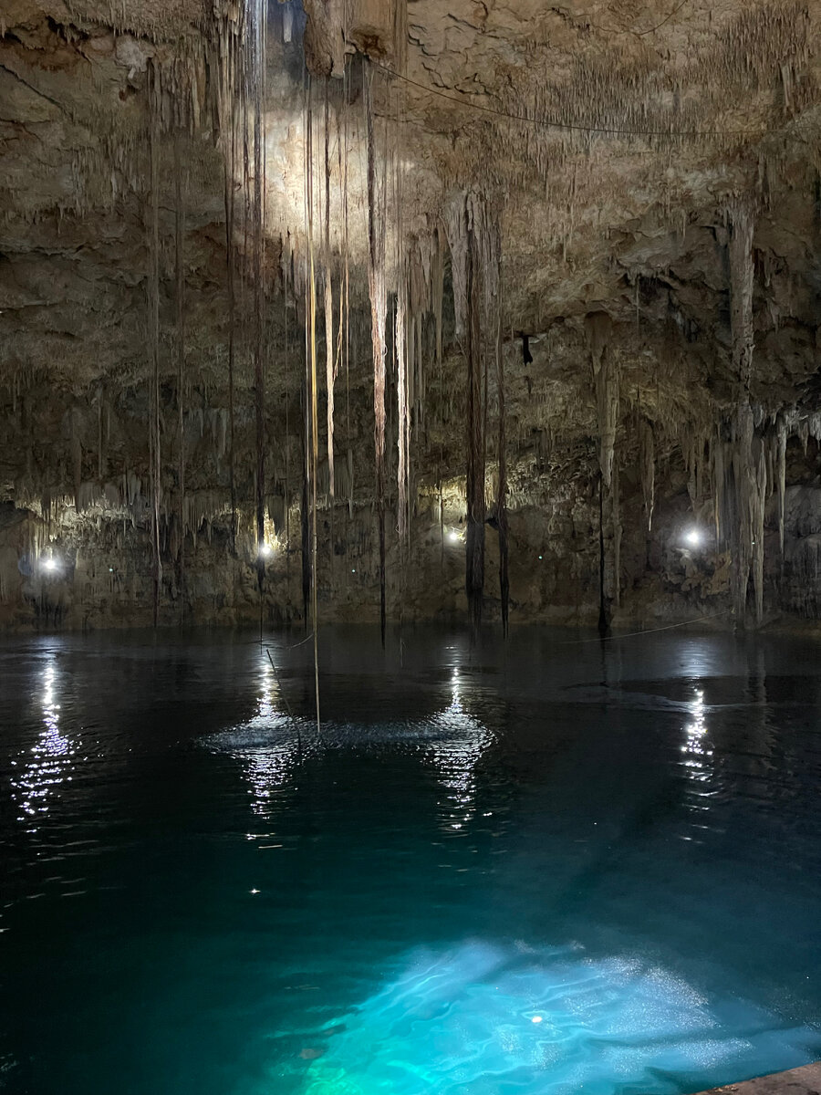 Подземный сенот закрытого типа