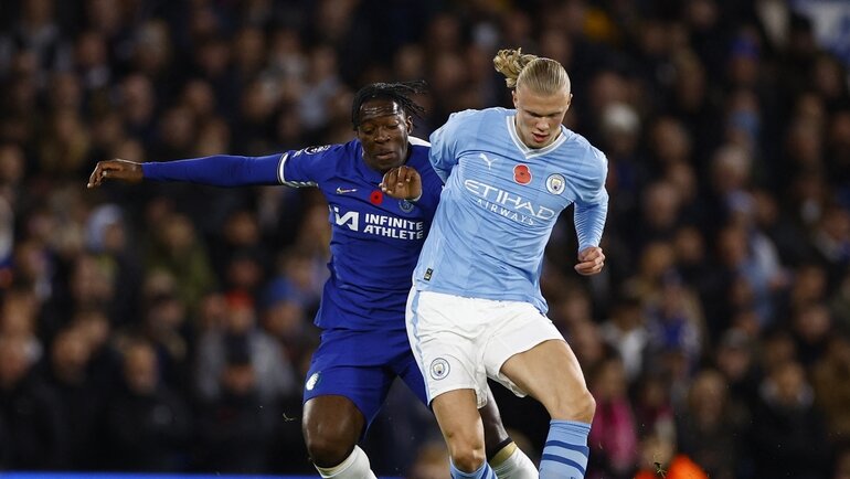    Игровой эпизод в матче «Челси» — «Манчестер Сити». Reuters