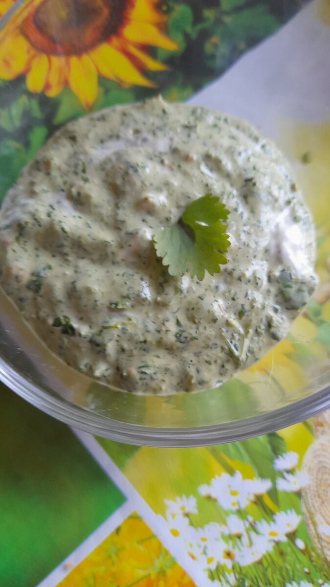 Соус из кинзы, когда майонеза много