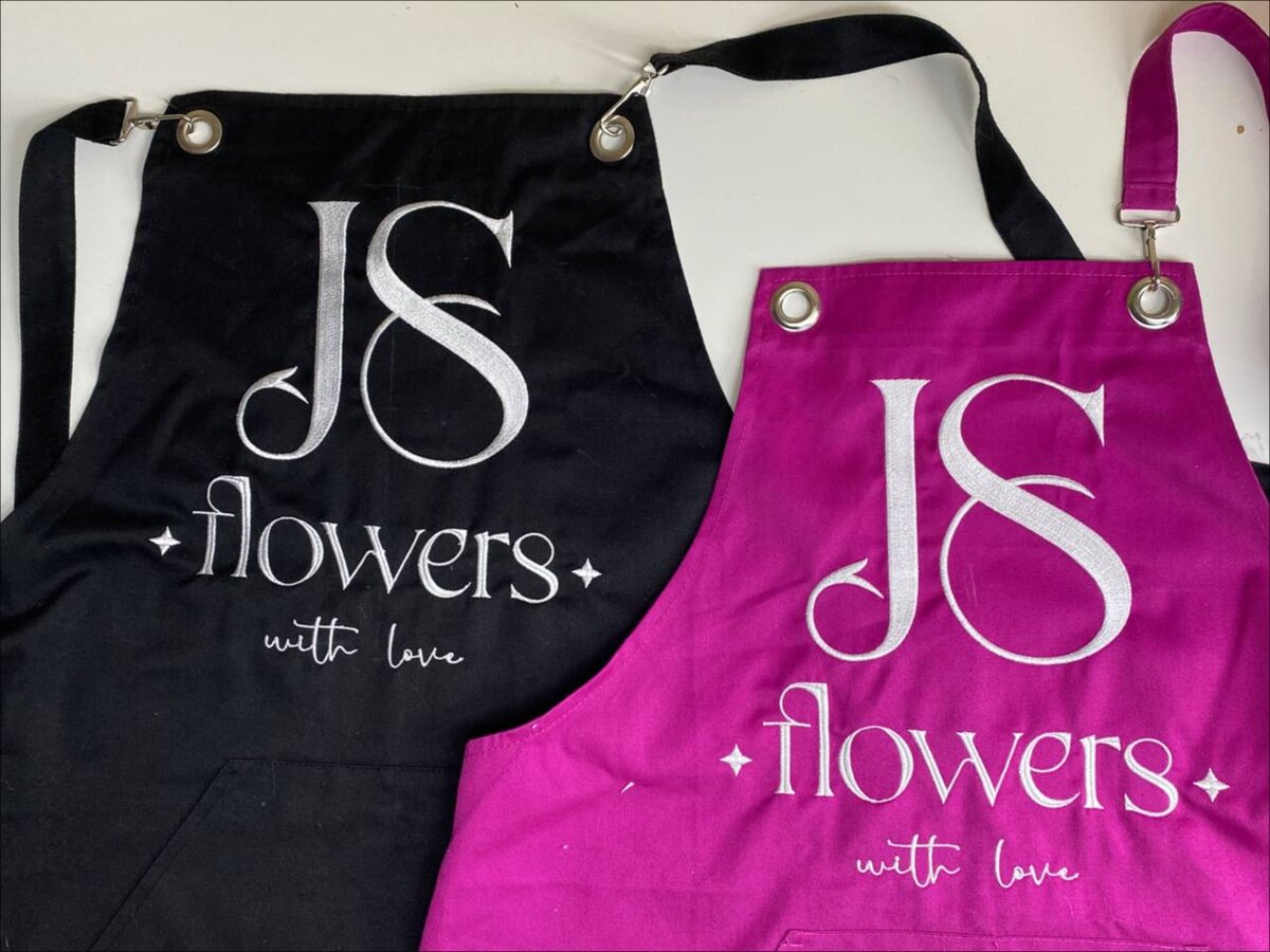 Вышивка на фартука Самара. Flowers