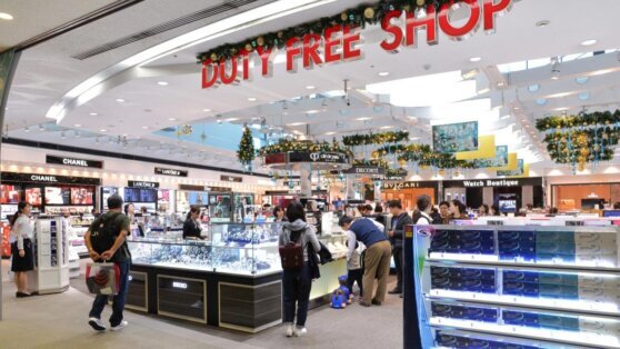    В России от курсовых пошлин освободят товары малого бизнеса и duty free Егор Ильяшов