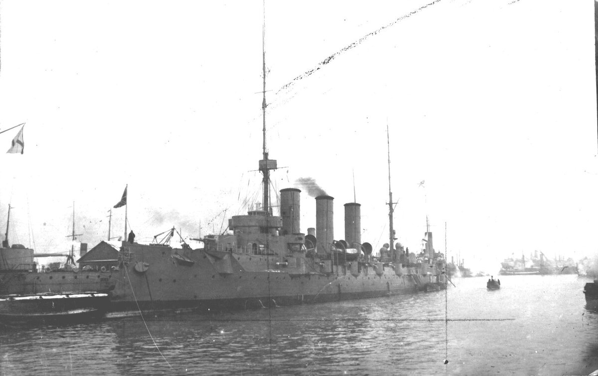 Крейсер «Богатырь» на Балтике