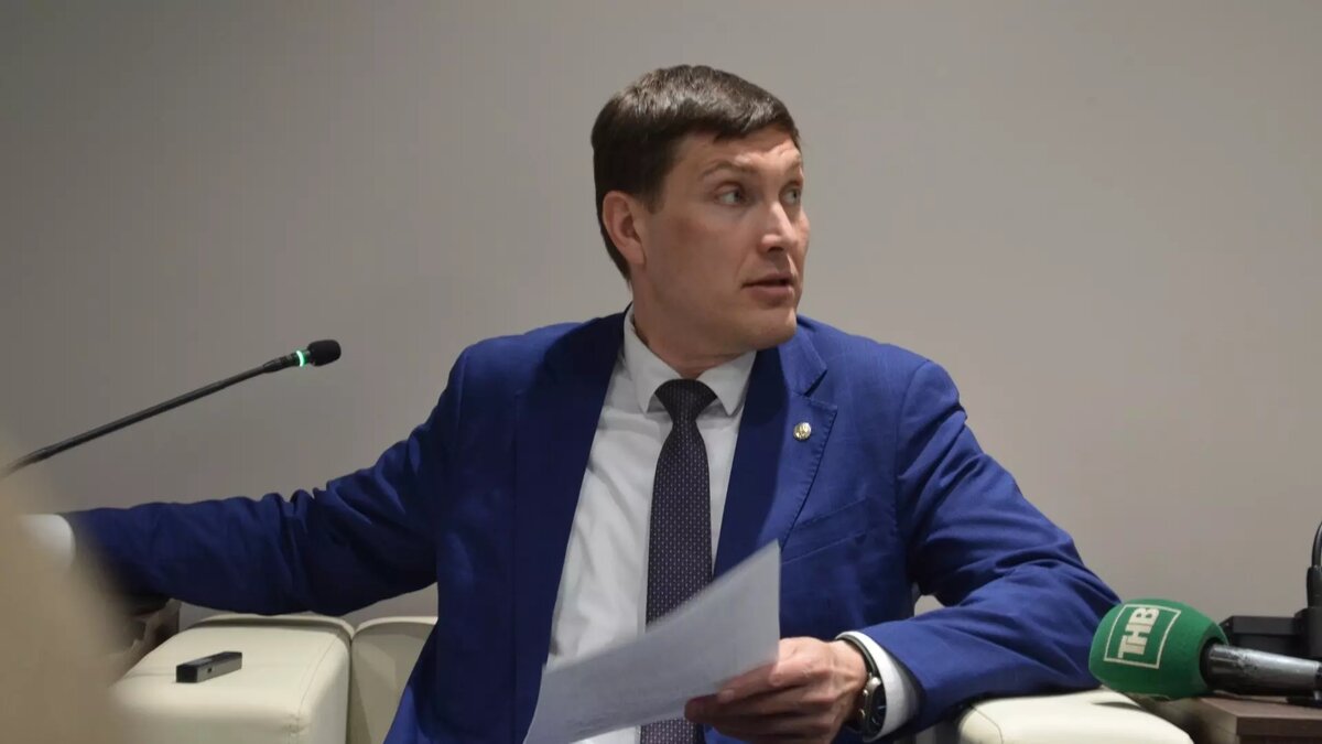     В Казани определили границы объекта культурного наследия федерального наследия, а именно Казанского подворья. Соответствующий документ подписал глава комитета Татарстана по охране ОКН Иван Гущин.