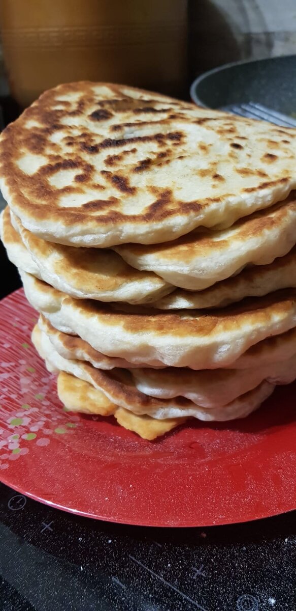 все мукой усыпала сегодня.