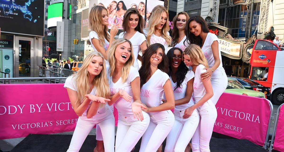 Модели Victoria's Secret