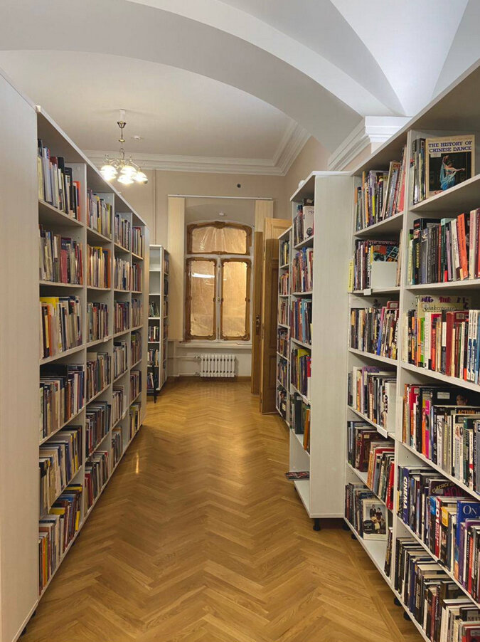 Захар Прилепин: в день читаю 30-40 книг - РИА Новости Крым, 10.11.2015