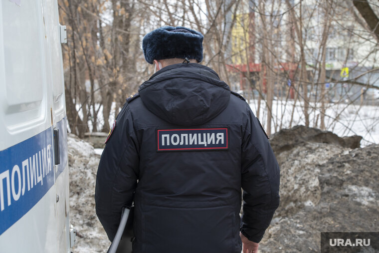    Нижневартовец угнал машину знакомого и врезался в столб