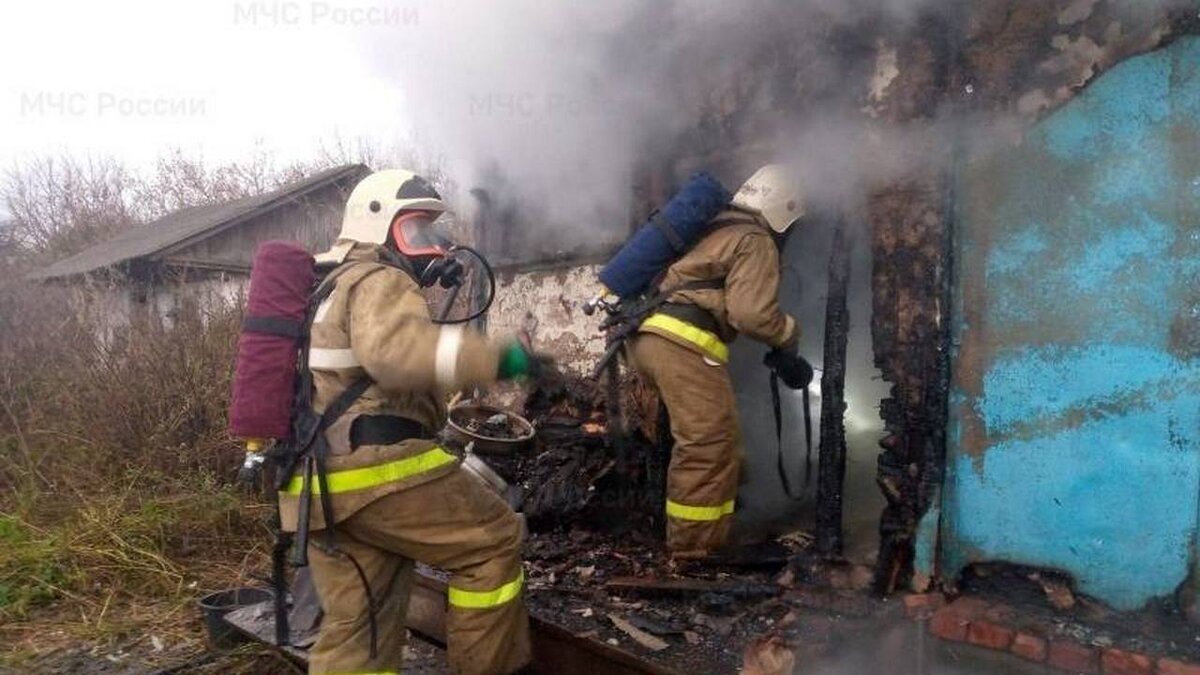    Курские спасатели за неделю ликвидировали 29 пожаров