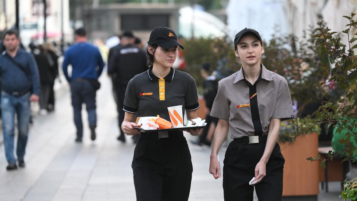    Не хватает здоровой еды: россияне стали плохо питаться© РИА Новости | Илья Питалев