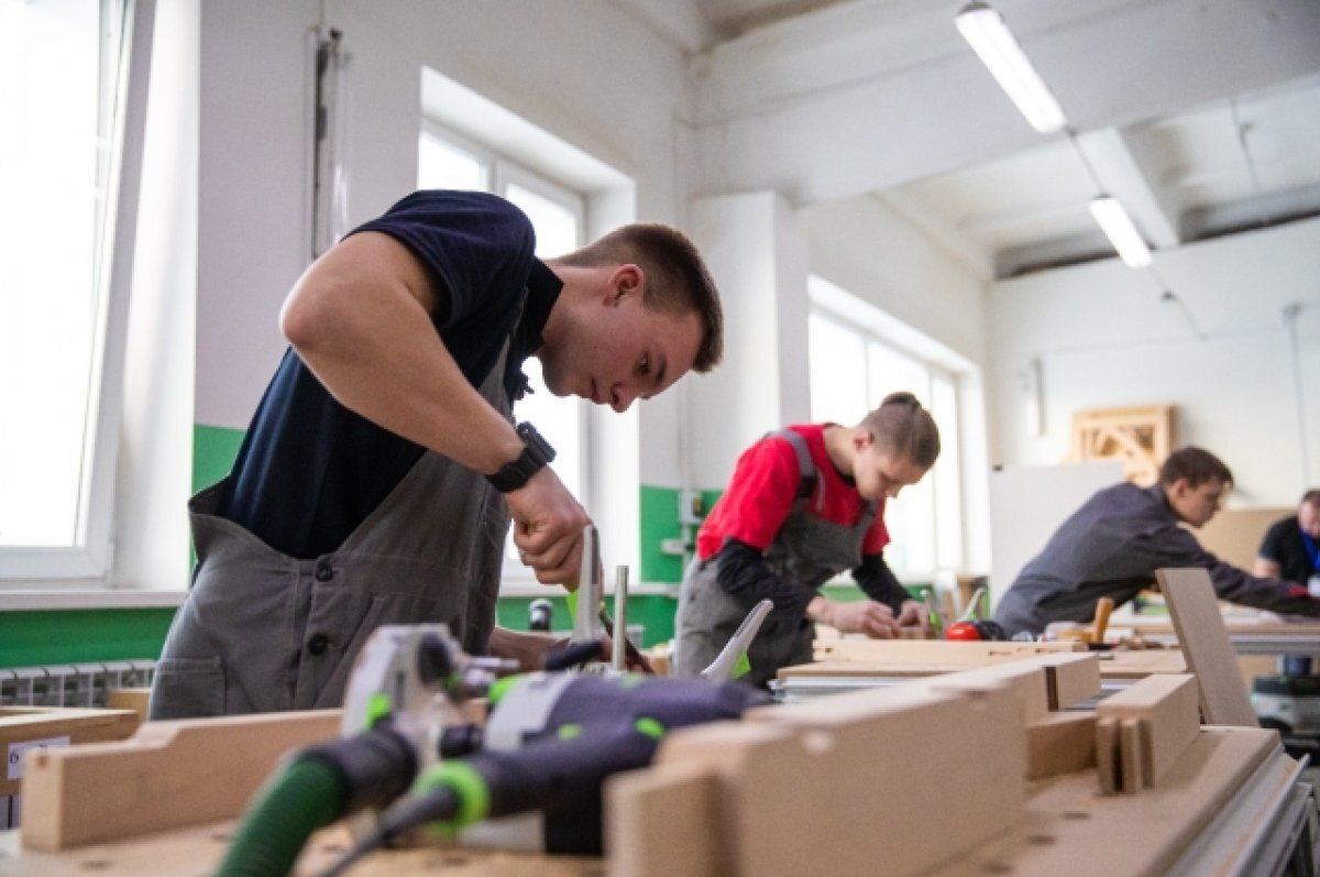    Губернаторский грант до 2 млн руб. выиграли 12 мурманских бизнесменов