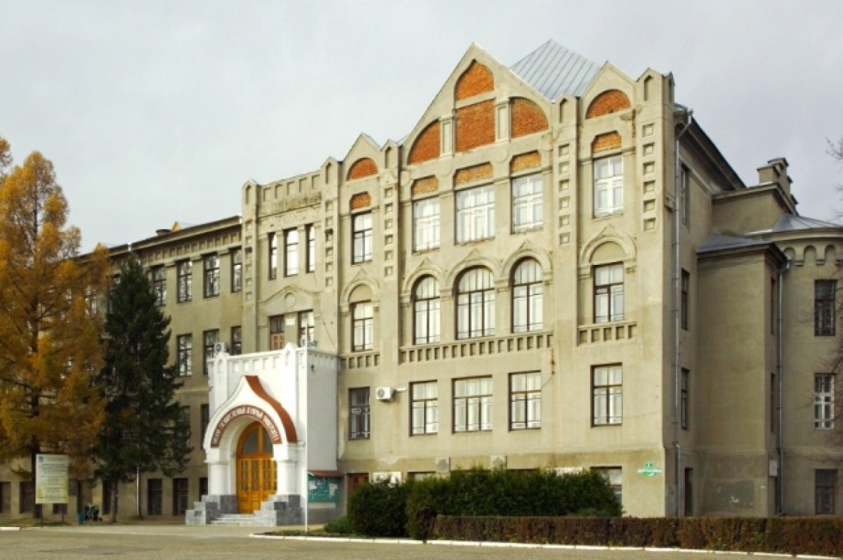    Старейший вуз Омска.