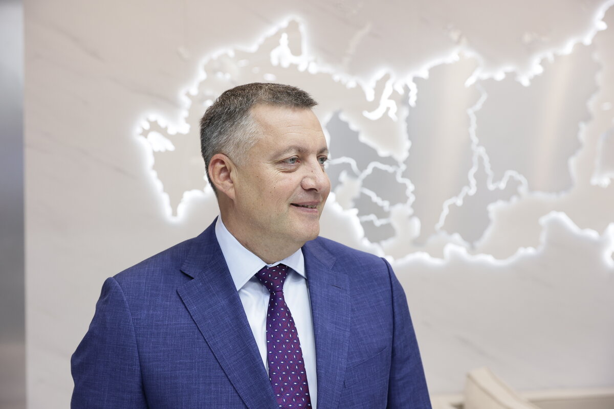 Глава региона уверен, что компетенции жителей региона создают хорошую базу для развития авиационной отрасли.  Фото: Фото: ФедералПресс / Иван Кабанов