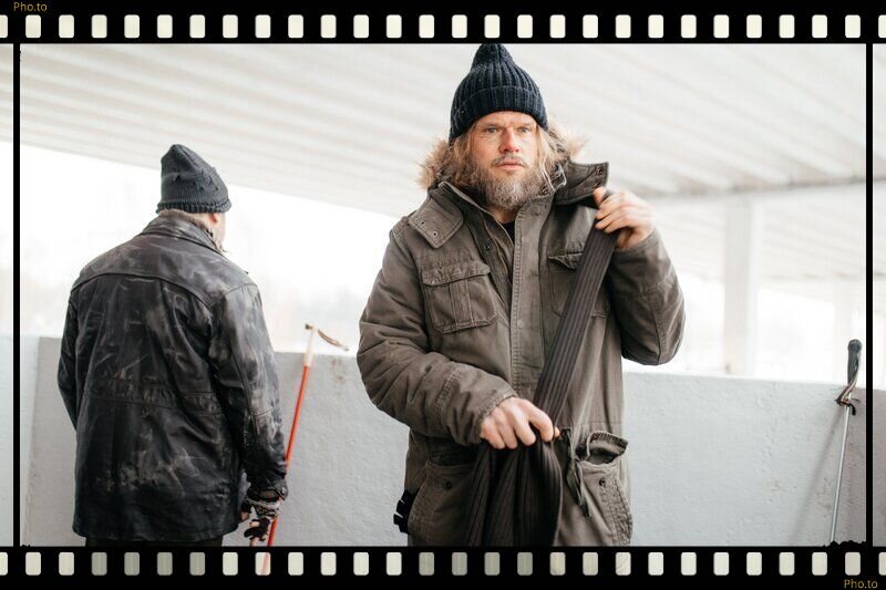 Кадр из сериала "Ухожу красиво" 2023г