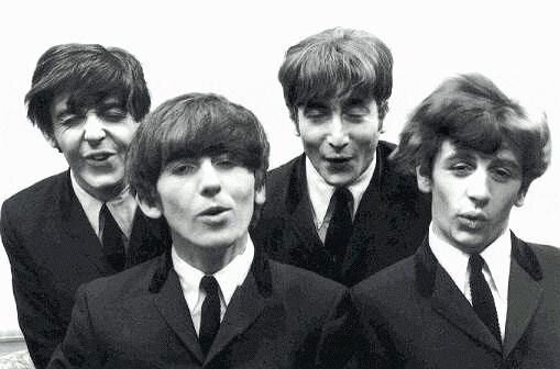   Кажется, будто на группе The Beatles завязана вообще вся история музыки последних лет 60-ти. Будто бы всё придумали они, всё сыграли они, всё у них скопировали и на тысячу раз переиграли.