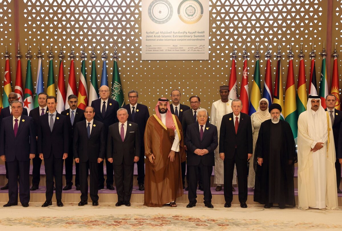    Объединенный саммит Лиги арабских государств и Организации исламского сотрудничества © IMAGO/Thaer Ganaim apaimages/Global Look Press