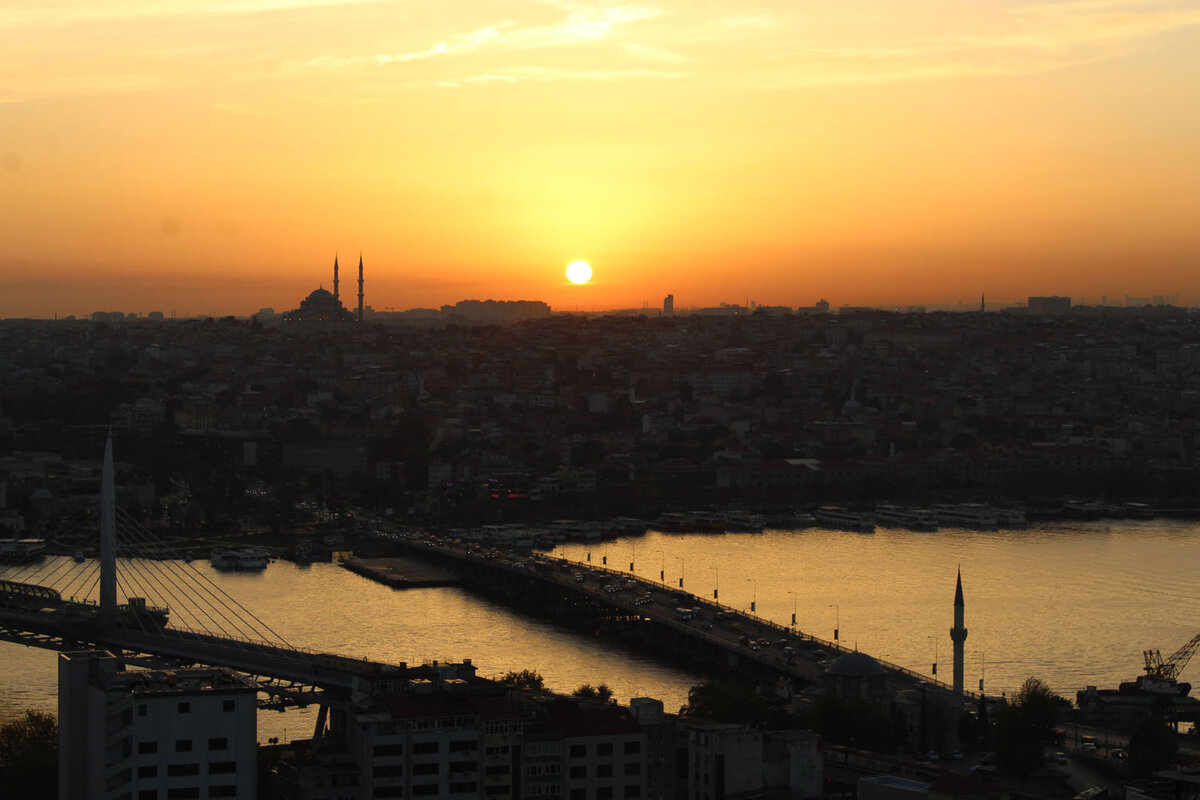 Солнце садится