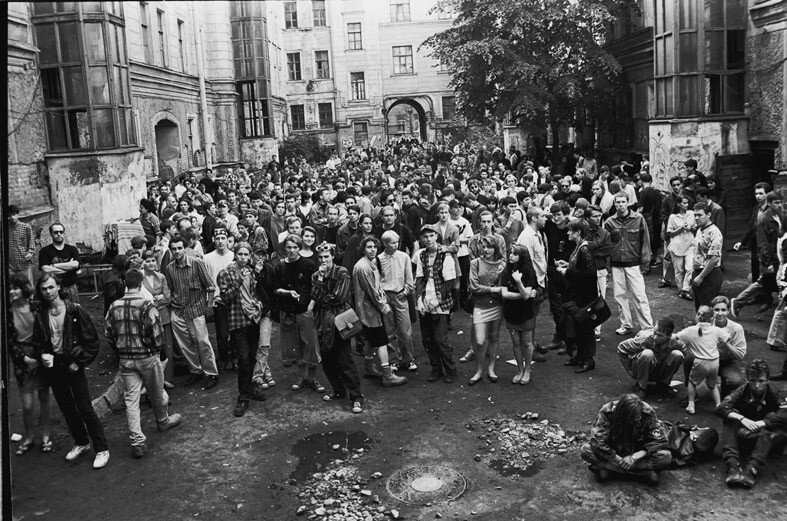 Санкт петербург в 90 е. Санкт-Петербург 90-х. Санкт-Петербург в 90-е годы. Санкт Петербург 1990х. Петербург в 1990е