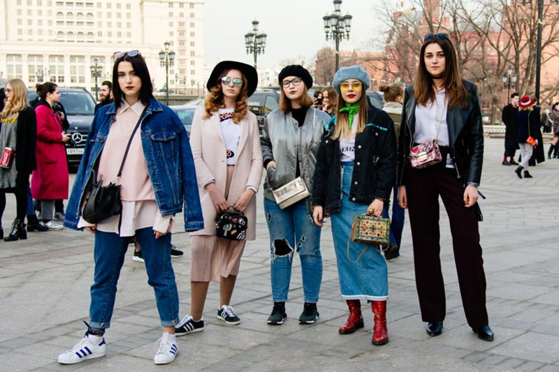 Teenagers fashion. Современная мода в России. Стиль молодежи. Уличная мода 2000-х годов Россия. Современная мода молодежи в России.