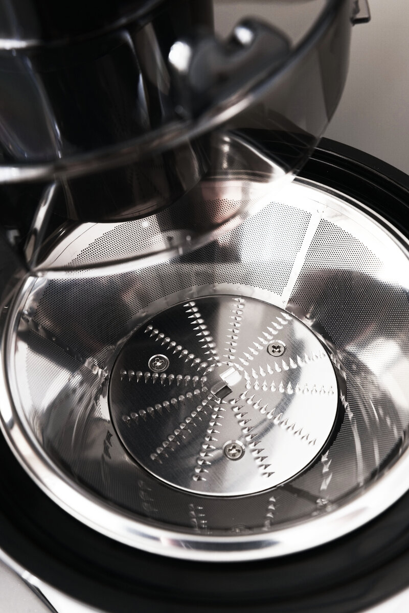 Центрифужная соковыжималка Futula ESM8