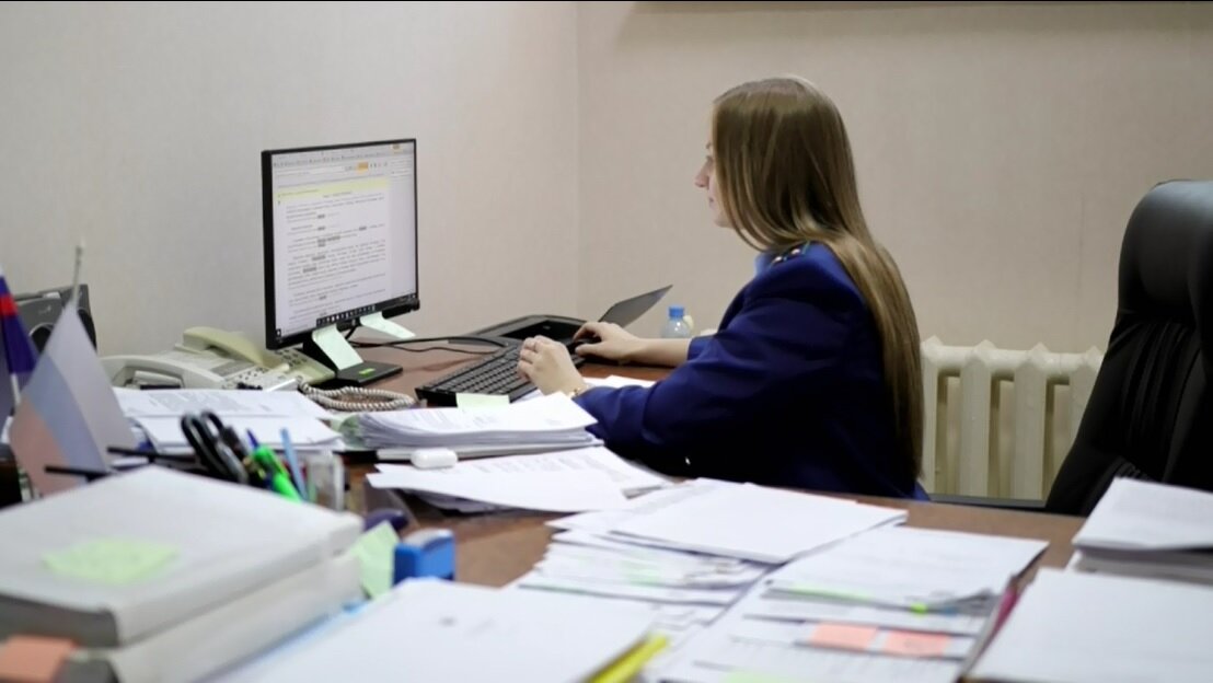    Прокуратура Югры проводит проверку инцидента в школе Радужного