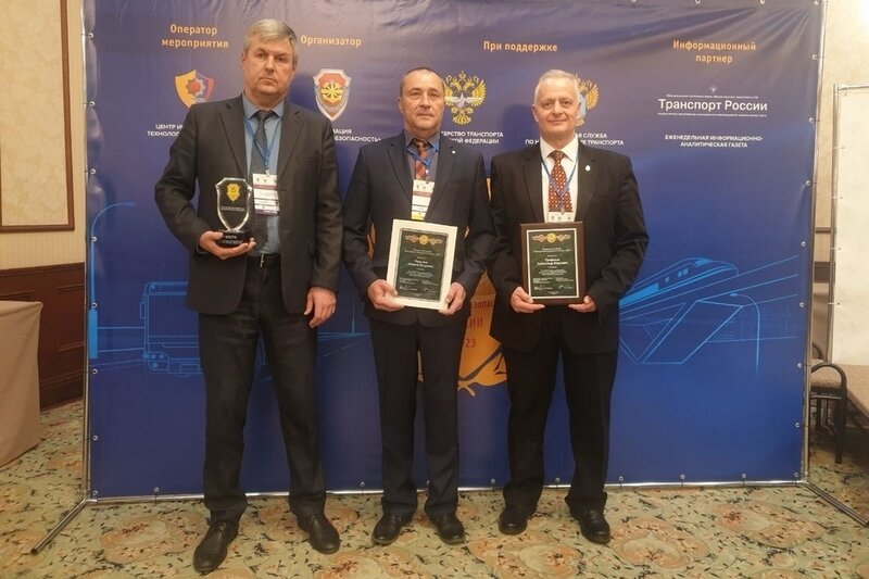    Лауреатом национальной премии "Транспортная безопасность" стал замдиректора автоколонны Александр Трифанов